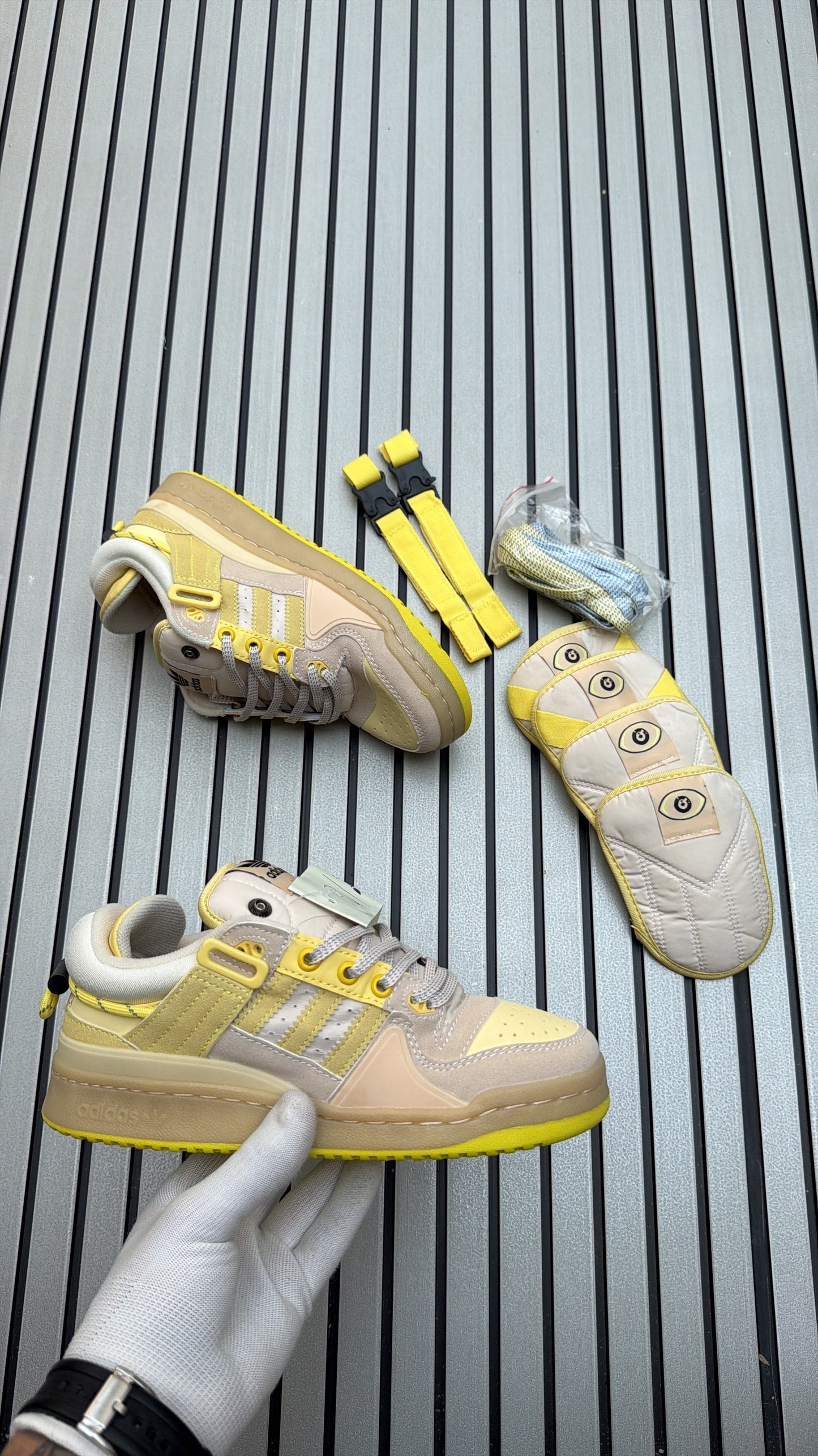 Adi_das x Bad Bunny Forum Buckle Low "Yellow