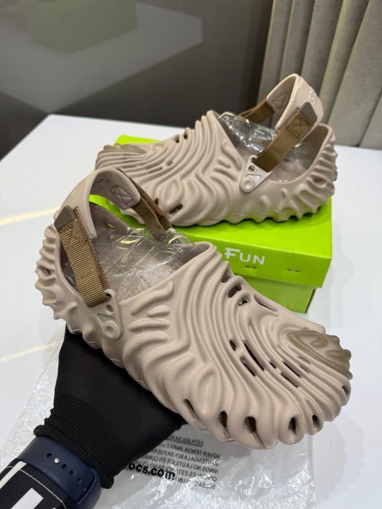Cro_cs Pollex Clog x Salehe Bembury – Premium Designer Comfort Clog