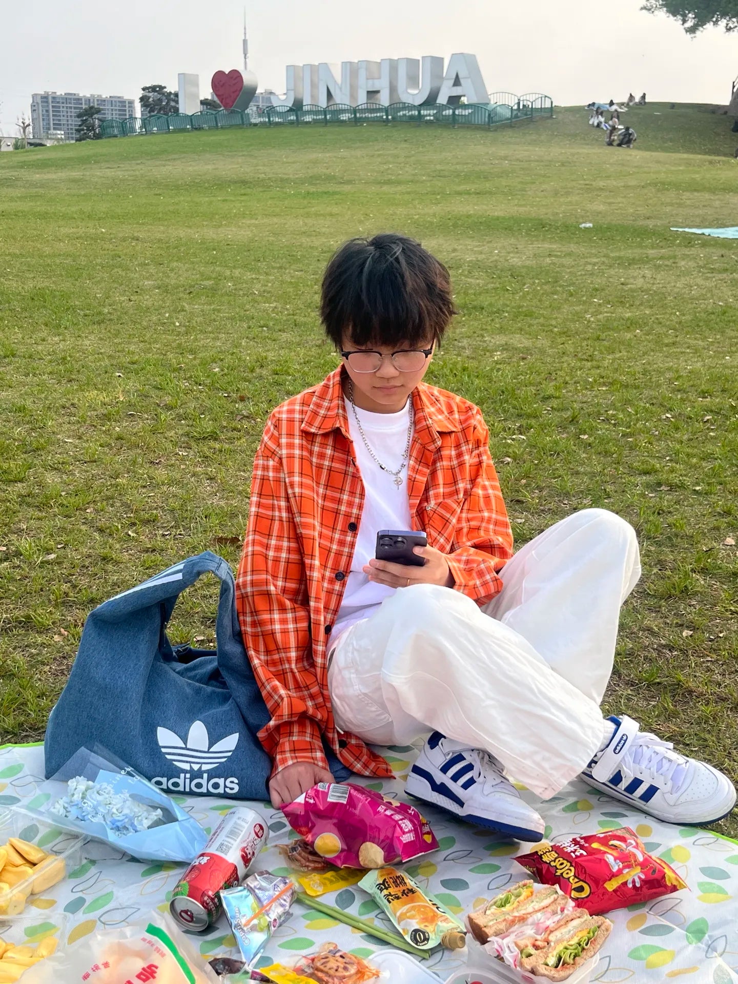 Adi_das Forum Low White Royal Blue