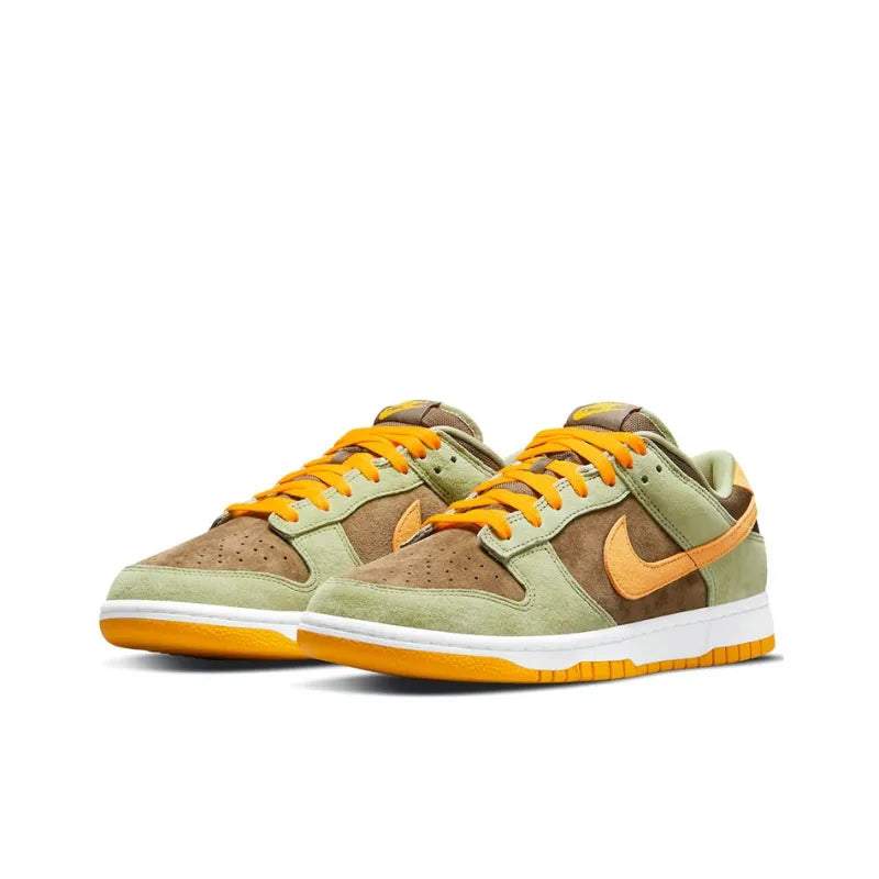 Ni_ke Dunk Low SE Dusty Olive