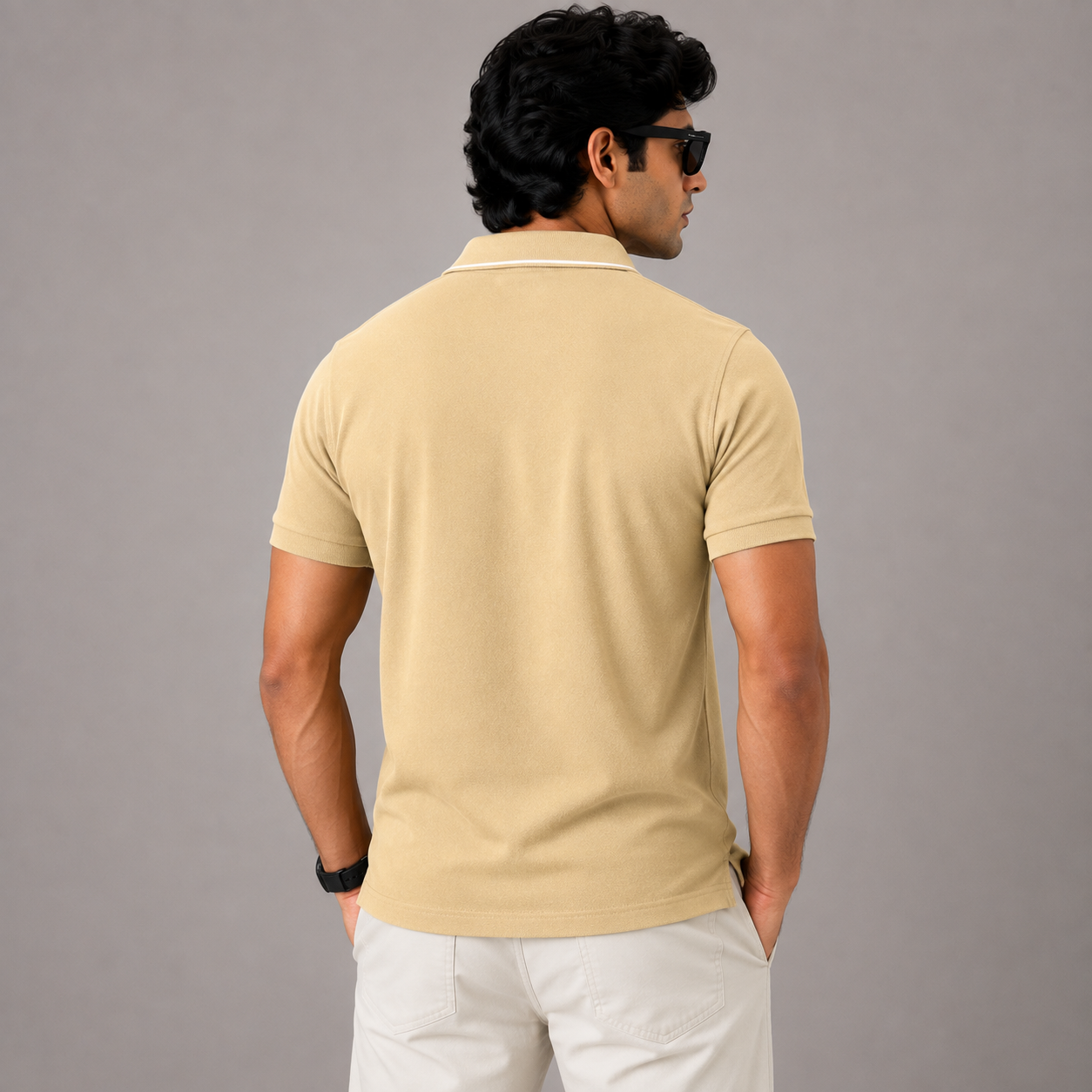 Po_lo Ral_ph Lau_ren Men’s Beige Premium Polo T-Shirt – Signature Pony Logo & Contrast Tipped Collar