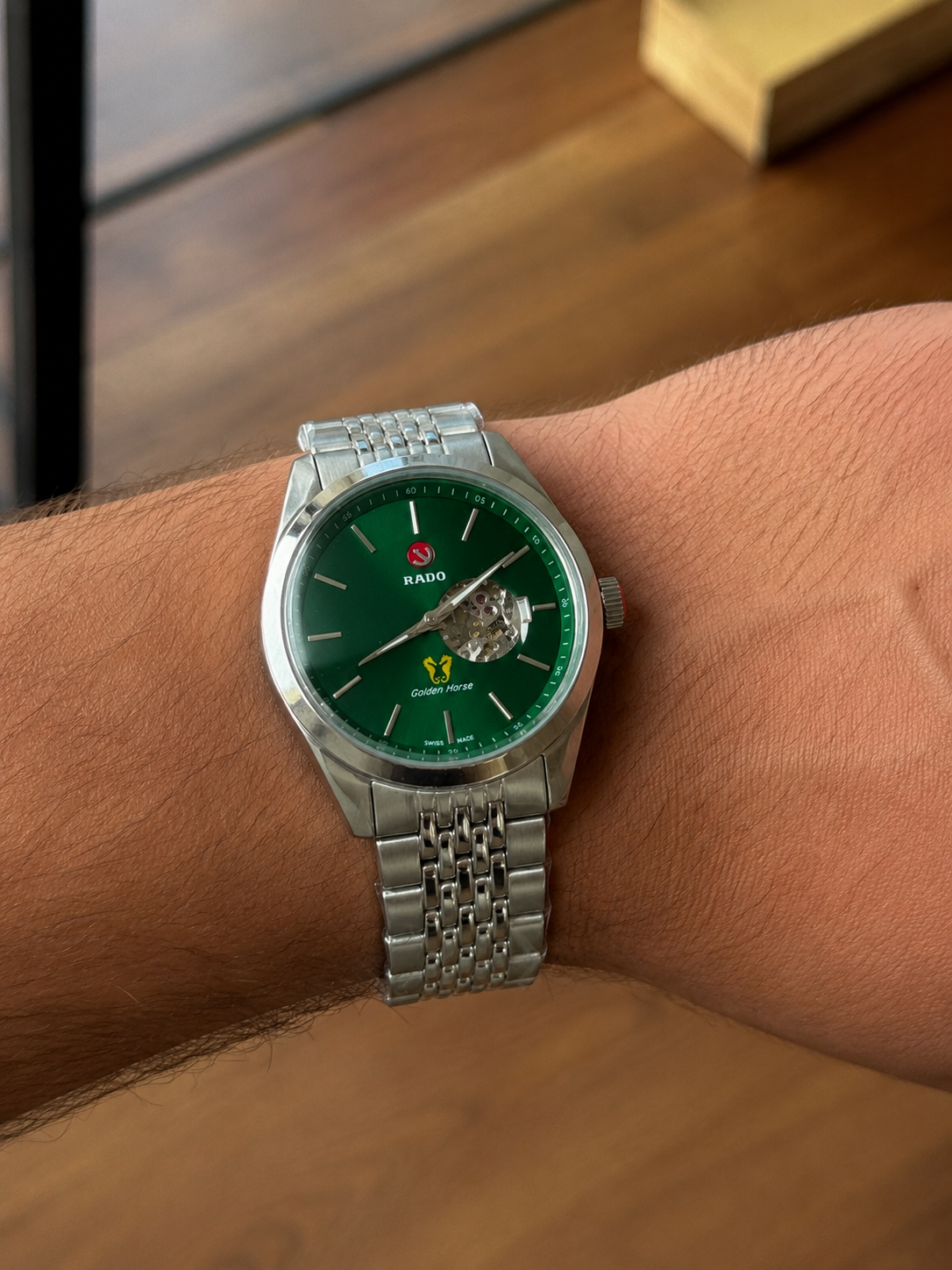 Ra_do Premium Green Dial Stainless Steel Analog Watch for Men | Elegant Metal Strap Wrist Watch