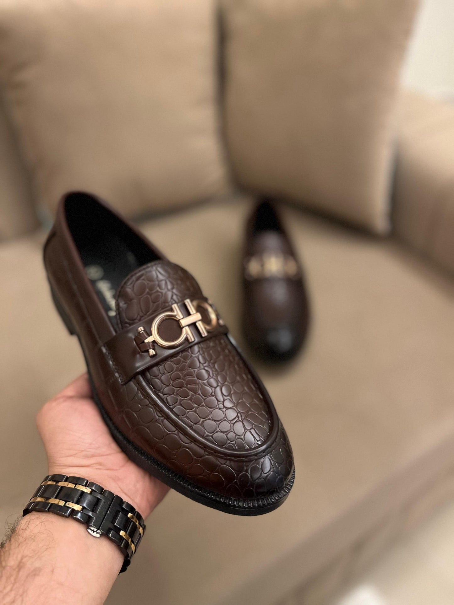 Me_n's Prem_ium Crocodile Texture Loafers – Brown Metal Bit Formal Slip-On Shoes
