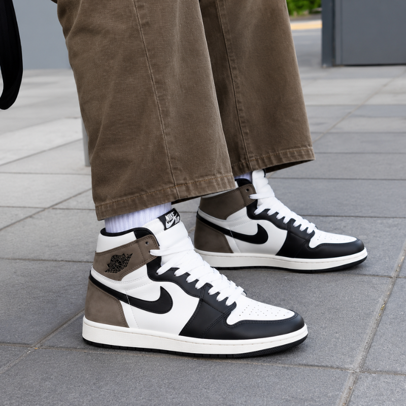 Jor_dan 1 Retro High OG Black Mocha