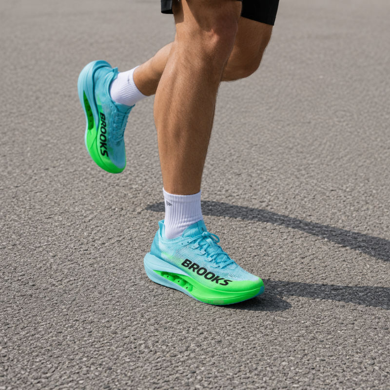 Bro_oks Hyperion Elite 5 Running Shoes – Lightweight Carbon Plate Racing Sneakers