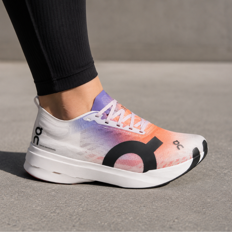 O_n Cloud_boom Strike Comfortable, Breathable Low-Top Marathon Long-Distance Running Shoes for Men, White, Orange