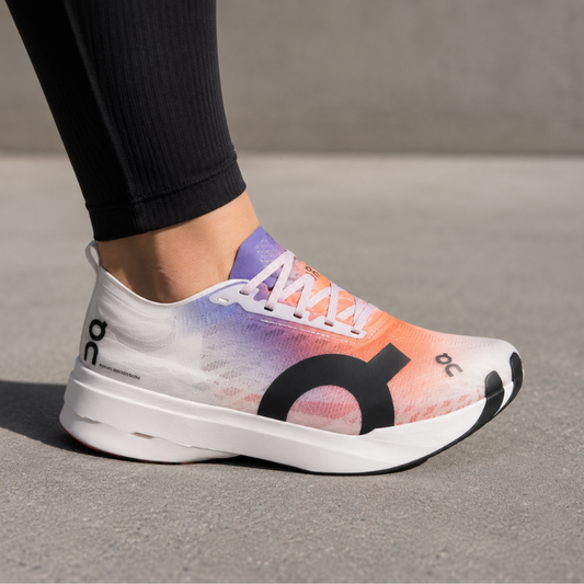 O_n Cloud_boom Strike Comfortable, Breathable Low-Top Marathon Long-Distance Running Shoes for Men, White, Orange