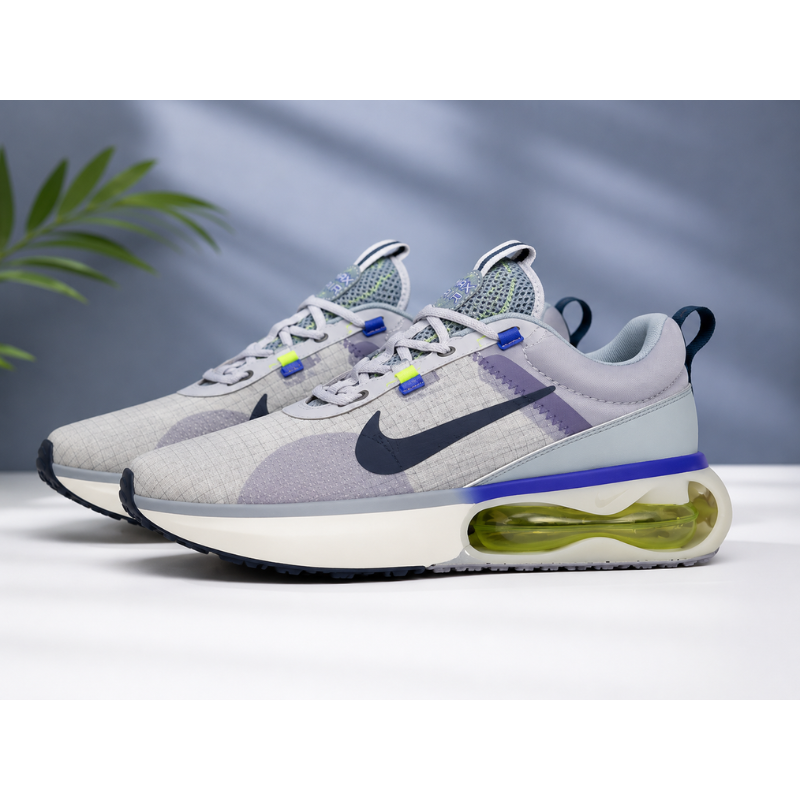 Ni_ke Air Max Men's Grey Running Shoes with Visible Air Cushion