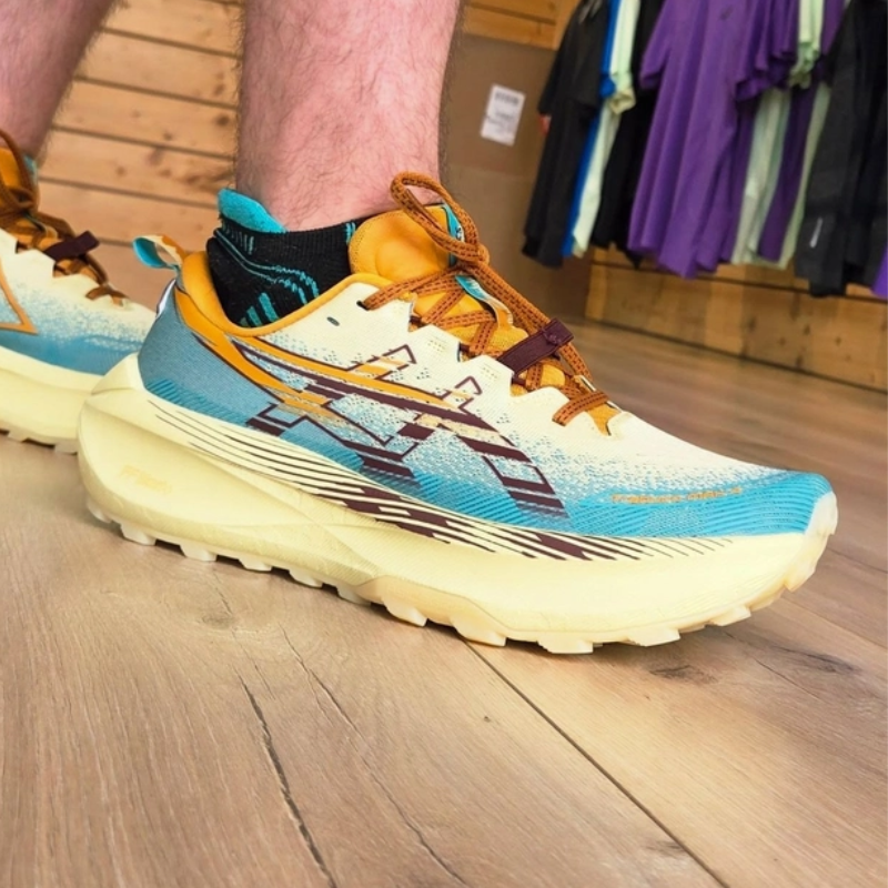 ASI_CS_Trabuco Max 4 Trail Running Shoes – Cream Blue Edition