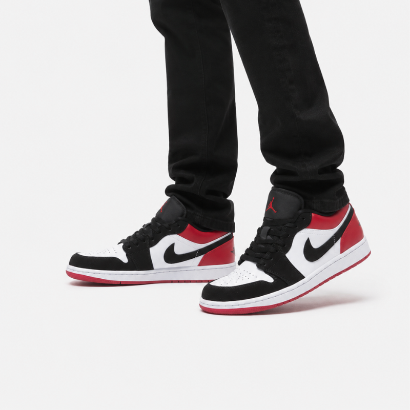 Ni_ke_Air_Jordan Low Black Red White Sneakers