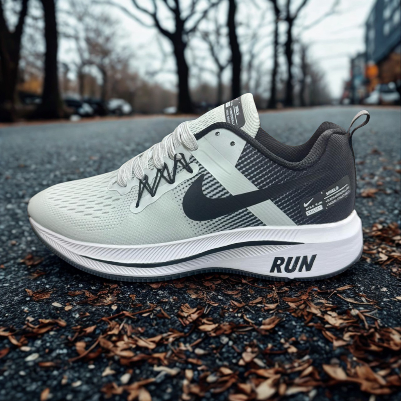 NI_KE RUN SHIELD WHITE BLACK