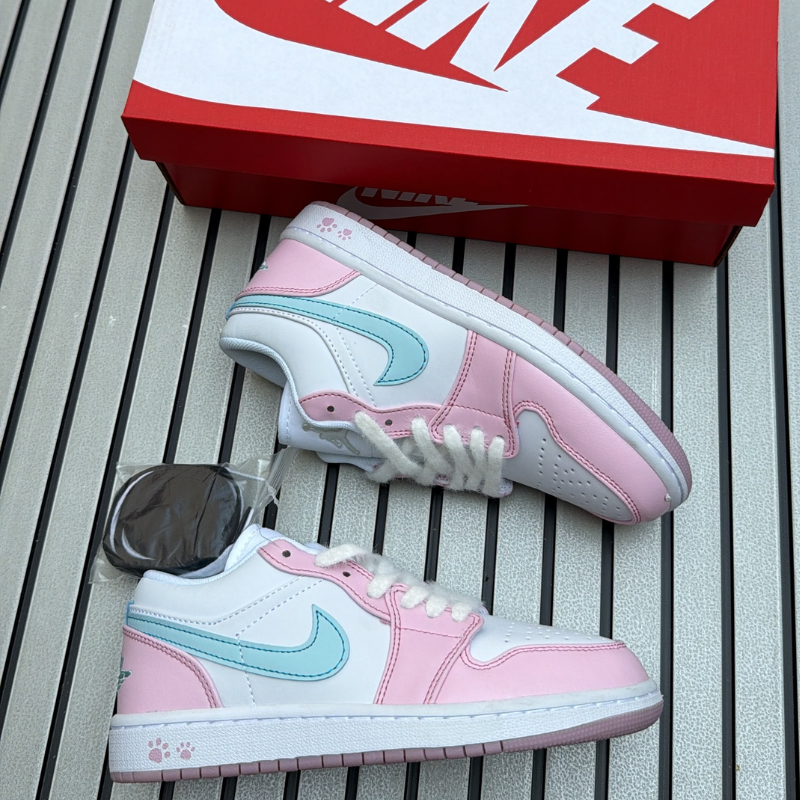 Jordan Cut Low Pink Sky Girls Sneakers