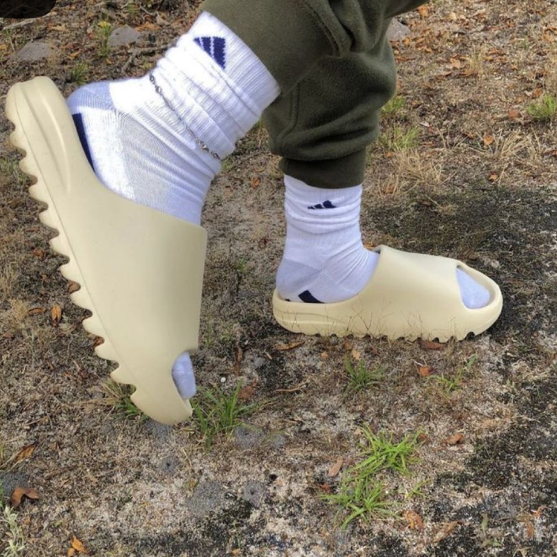 Adi_das Yeezy Slide – White Edition | In Stock