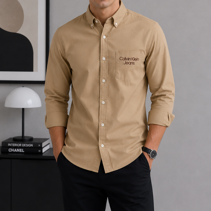 Cal_vin Kl_ein Jeans Men's Beige Button-Down Casual Cotton Shirt with Embroidered Chest Pocket