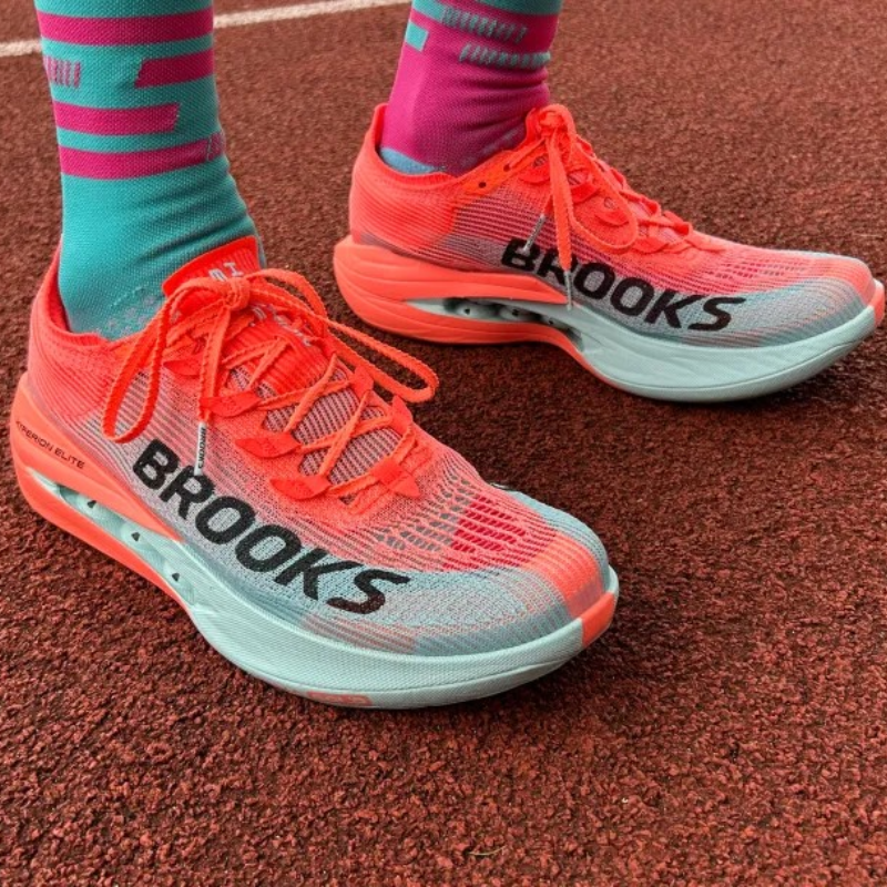 Bro_oks Hyperion Elite 5 Running Shoes – Lightweight Carbon Plate Racing Sneakers