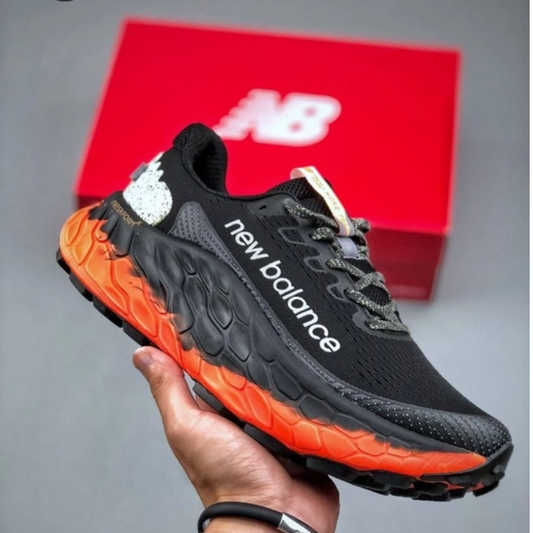 N_ew Bal_ance Fresh Foam Trail Runner Black Orange