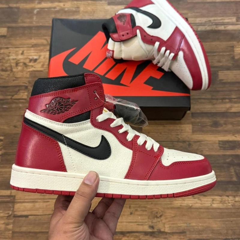 A_ir Jordan 1 Retro High OG Chicago Sneakers