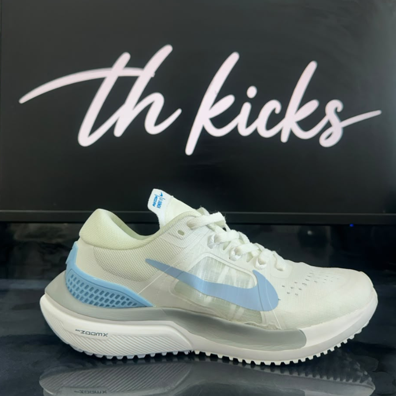Ni_ke Air Zoom Vomero 15 Breathable Low-Top Running Shoes for men White sky