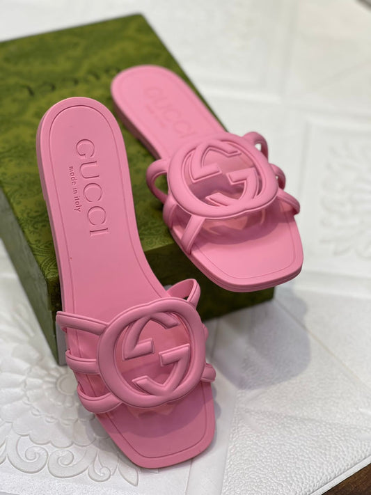 Gu_cci Women's Interlocking G Slide Sandals