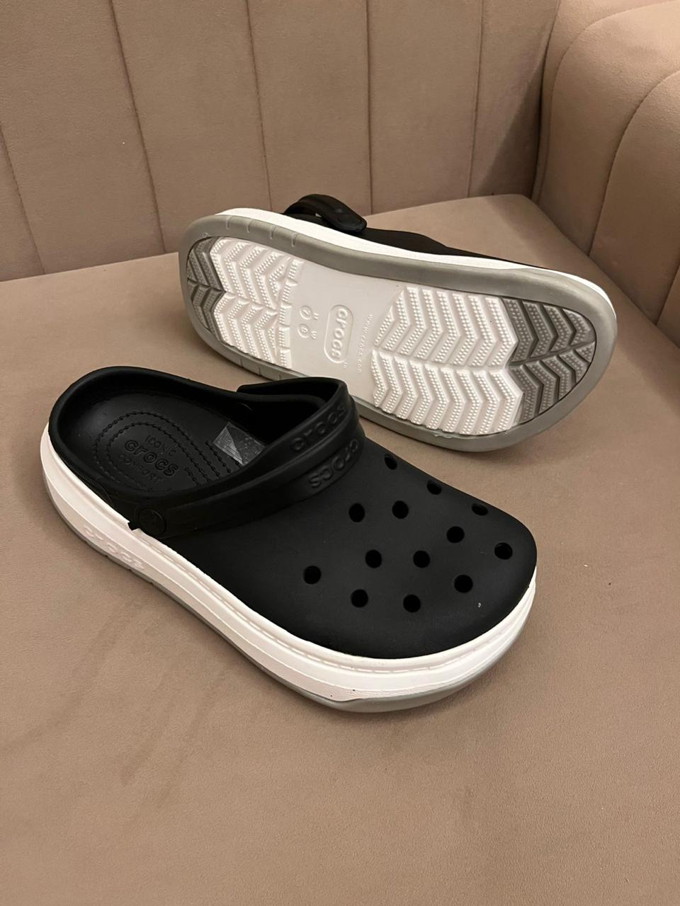 Crocs Full Force Grey & Black Sneakers – Classic Streetwear Comfort